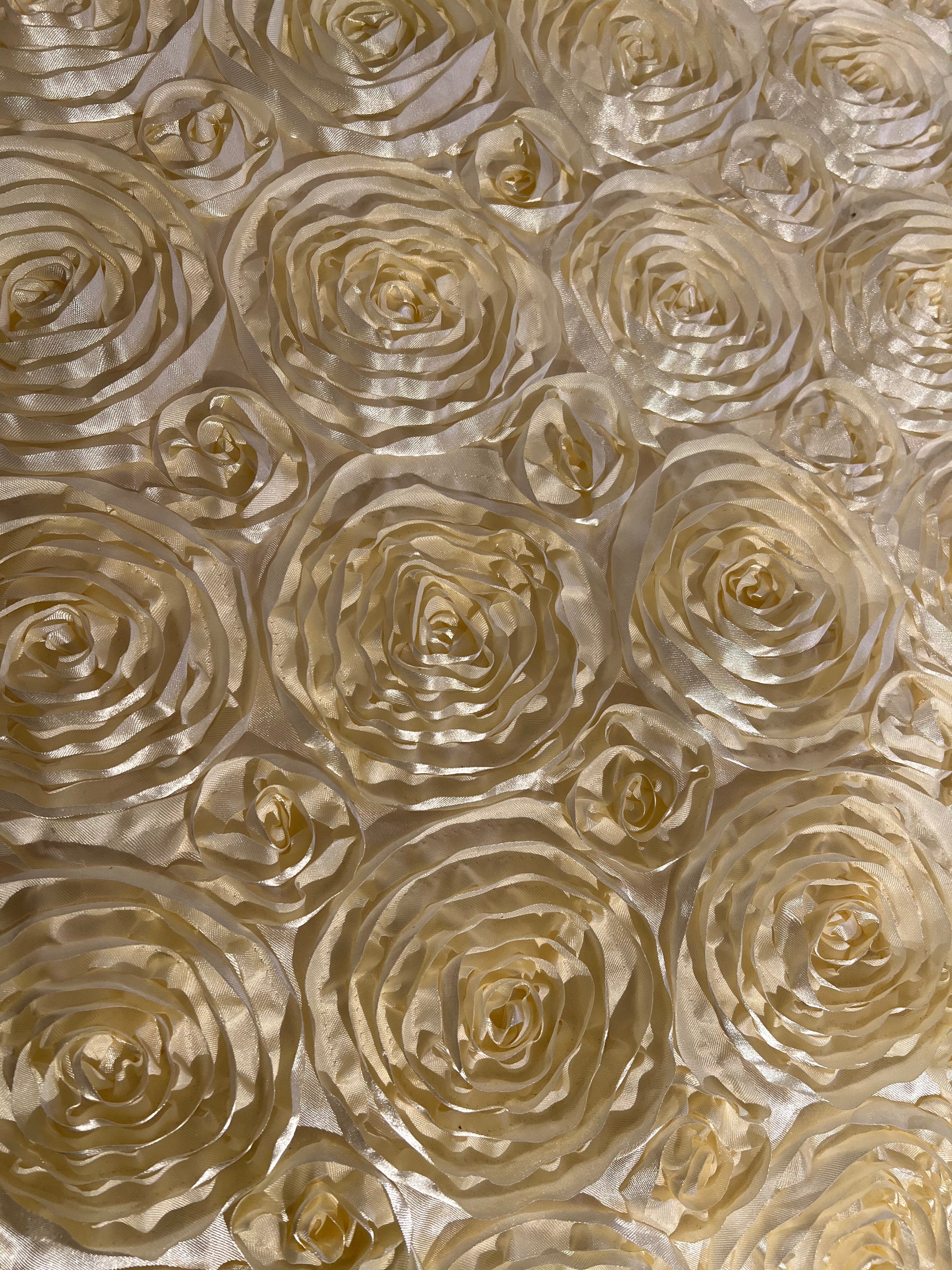 Ivory Rose Cascade – Newport Fine Linens
